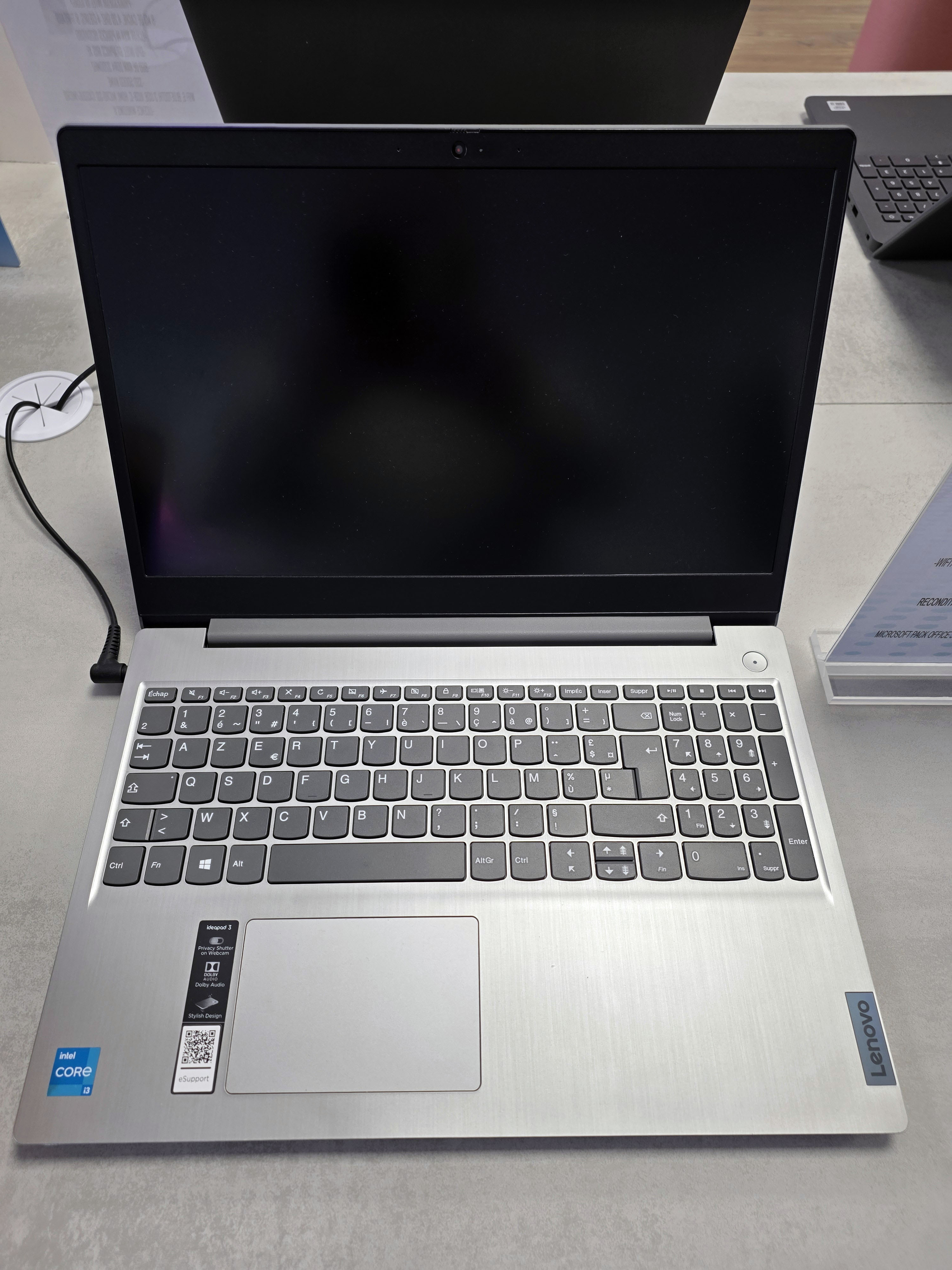 PC portable Lenovo Ideapad3 - produit reconditionné à Saint-Lô